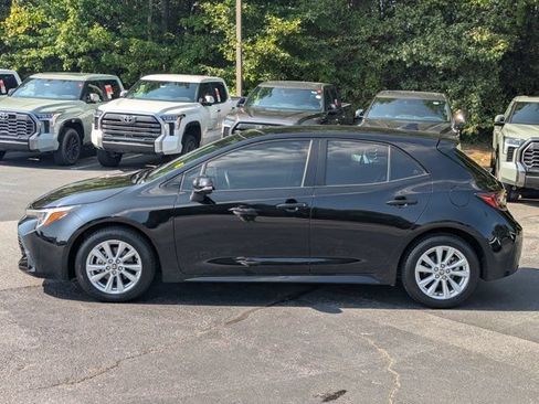 Used 2025 Toyota Corolla SE FWD image 4