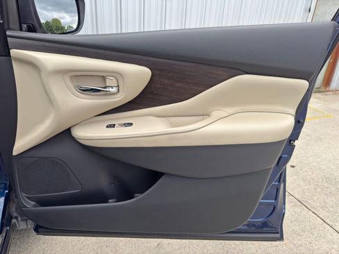 Used 2020 Nissan Murano Platinum w/ Cargo Package image 44