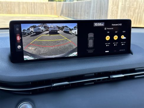 Used 2023 Genesis GV70 3.5T Sport w/ Winter Weather Package image 25