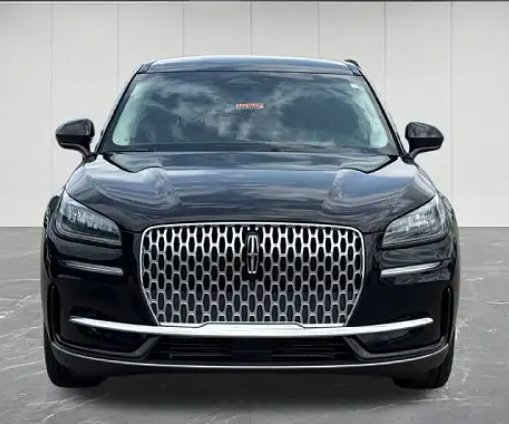 Used 2024 Lincoln Corsair FWD w/ Equipment Group 101A image 2