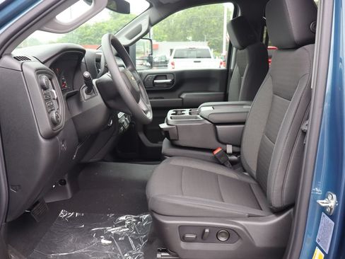 New 2026 Chevrolet Silverado 2500 Custom w/ Custom Convenience Package AWD/4WD image 4