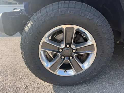 Certified 2020 Jeep Wrangler Unlimited Sahara AWD/4WD image 22