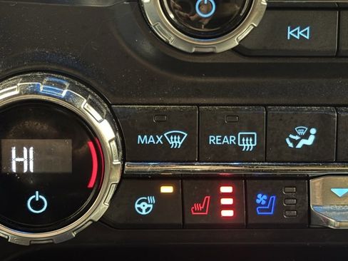 Used 2021 Ford F150 Lariat w/ Equipment Group 502A High image 5