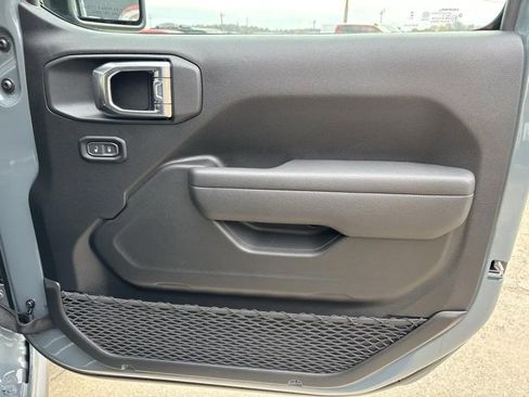 New 2026 Jeep Gladiator Willys image 29