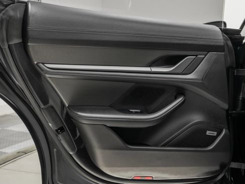 Used 2021 Porsche Taycan Turbo S image 40
