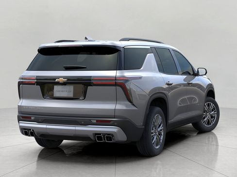 New 2026 Chevrolet Traverse LT w/ Enhanced Driving Package image 4