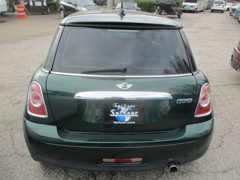 Used 2011 MINI Cooper Hardtop image 6