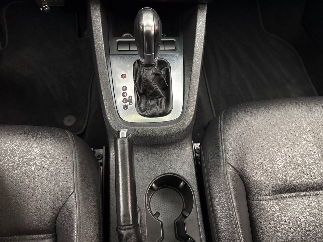 Used 2013 Volkswagen Jetta SE FWD image 15