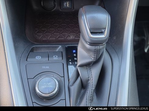 Used 2023 Toyota RAV4 Limited image 19