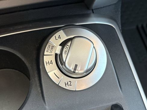 Used 2020 Toyota 4Runner SR5 Premium image 36