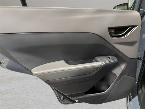 Used 2024 Subaru Crosstrek 2.0i Premium image 29