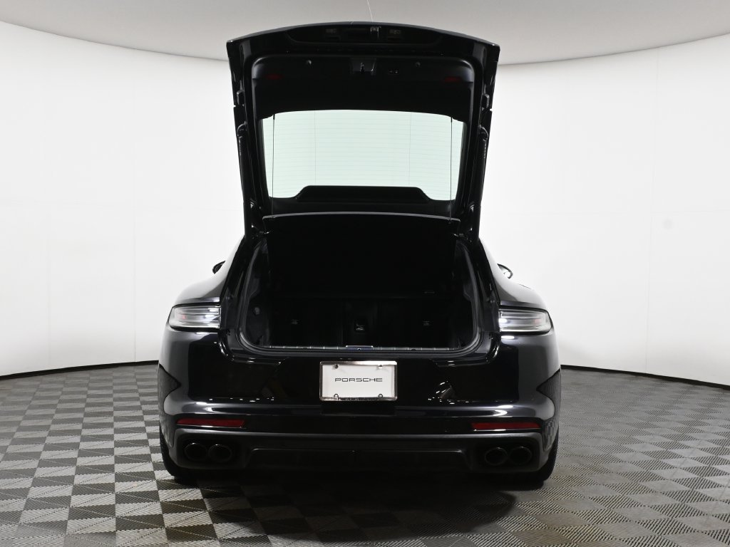 Used 2023 Porsche Panamera 4 Platinum Edition AWD/4WD image 44