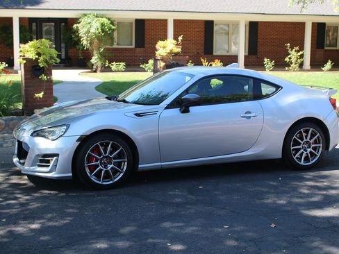 Used 2020 Subaru BRZ Limited w/ Performance Package RWD image 36