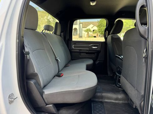 Used 2022 RAM 2500 Big Horn AWD/4WD image 17