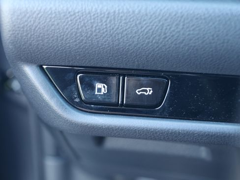 Used 2025 Lexus NX 250 FWD w/ Towing Package (2000 Lbs) image 16