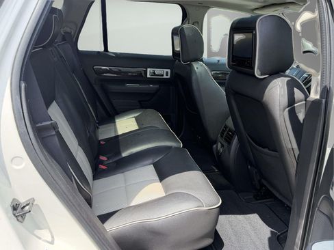 Used 2008 Lincoln MKX AWD image 10
