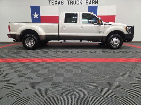 Used 2015 Ford F350 Lariat w/ Lariat Ultimate Package image 13