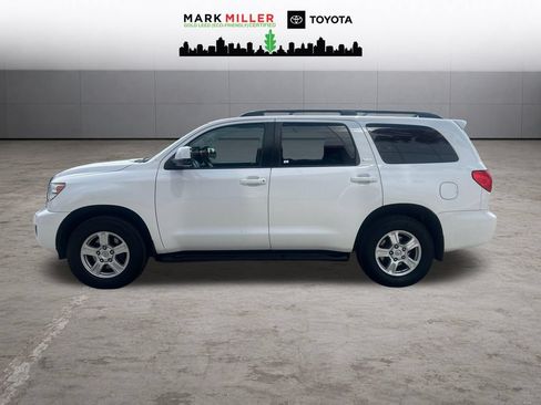 Certified 2017 Toyota Sequoia SR5 w/ Premium Package AWD/4WD image 2
