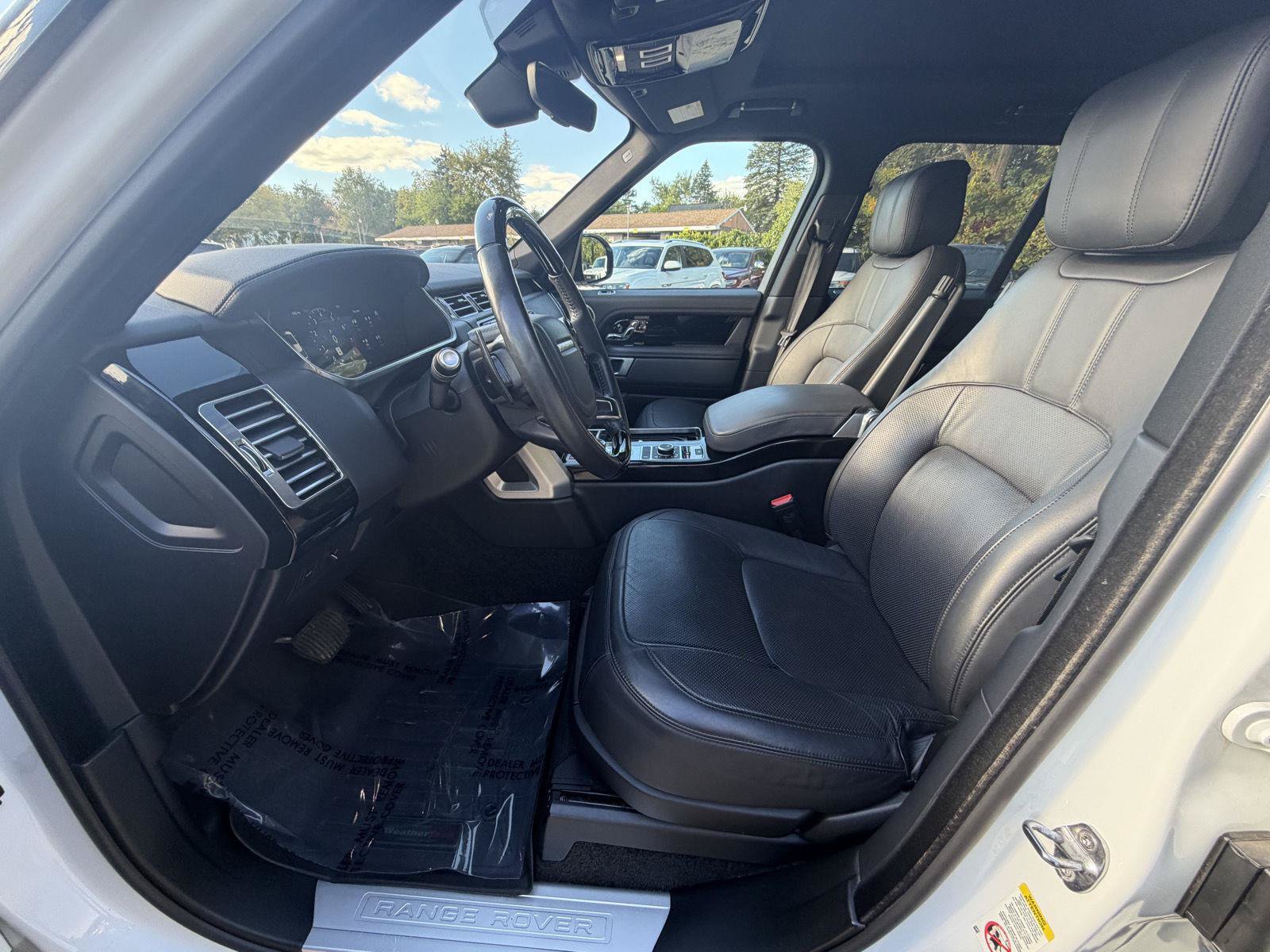 Used 2018 Land Rover Range Rover HSE AWD/4WD image 10