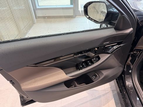 New 2026 BMW 530i xDrive w/ M Sport Package image 11