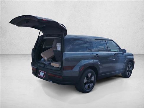 New 2026 Hyundai Santa Fe SE image 2