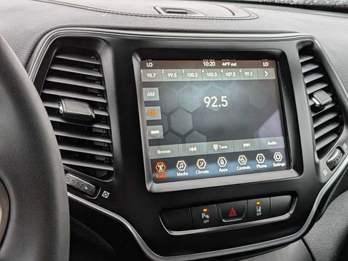 Used 2022 Jeep Cherokee Latitude Lux image 30