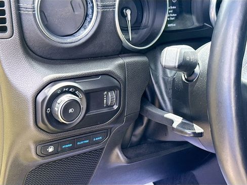 Used 2023 Jeep Wrangler Unlimited Sahara w/ Cold Weather Group image 11