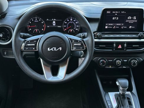 Used 2023 Kia Forte LXS image 13