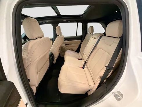 Used 2025 Jeep Grand Cherokee Limited w/ Trailer Tow Package image 21