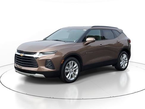 Certified 2019 Chevrolet Blazer LT w/ Sun and Wheels Package AWD/4WD image 2