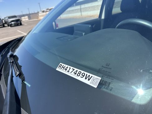 Used 2024 Honda CR-V EX-L image 16