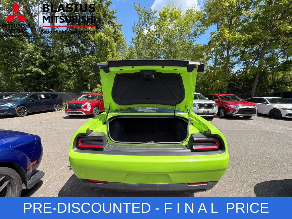 Used 2023 Dodge Challenger R/T w/ Blacktop Package RWD image 34