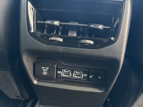 Used 2024 Jeep Grand Cherokee Limited 4xe image 14