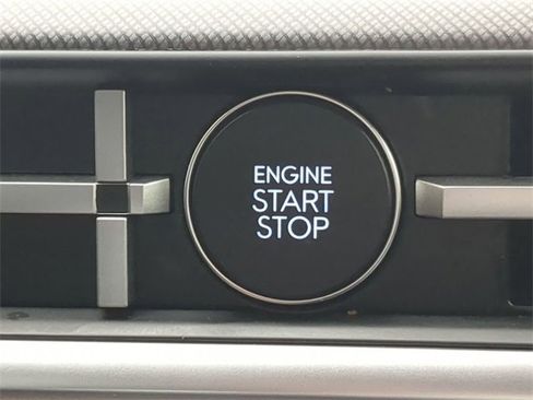 Used 2025 Hyundai Santa Fe SEL image 33