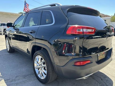 Used 2017 Jeep Cherokee Limited FWD image 5