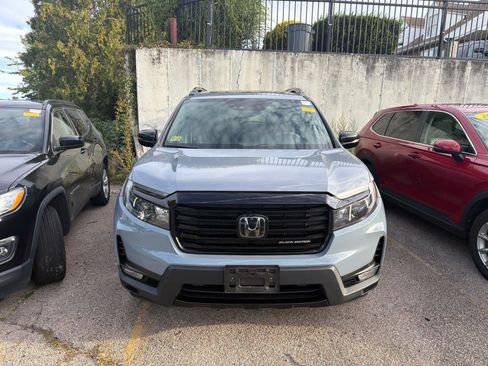 Used 2024 Honda Passport Black Edition image 6