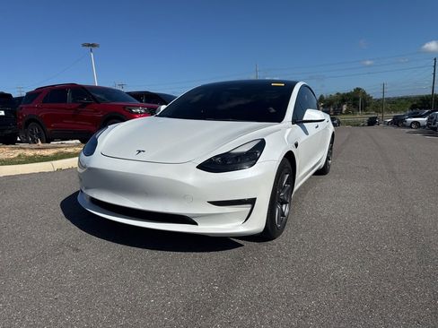 Used 2022 Tesla Model 3 Long Range image 5