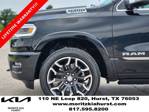 Used 2025 RAM 1500 Limited w/ Body Color Bumper Group image 8