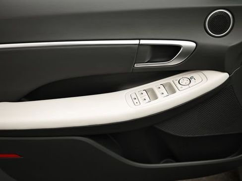 New 2025 Hyundai Sonata SEL image 6