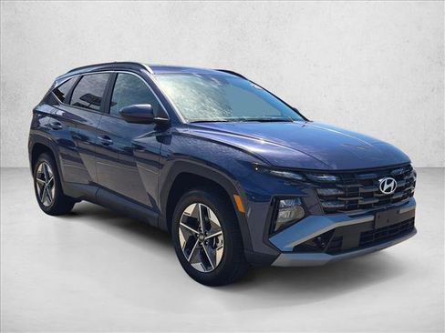 Used 2025 Hyundai Tucson SEL image 3