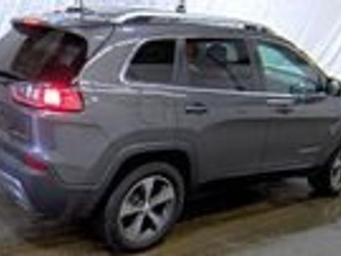 Used 2019 Jeep Cherokee Limited image 4