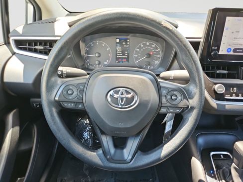 Used 2024 Toyota Corolla LE FWD image 38