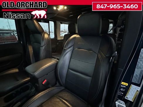 Used 2023 Jeep Wrangler Unlimited Sahara w/ Cold Weather Group image 12