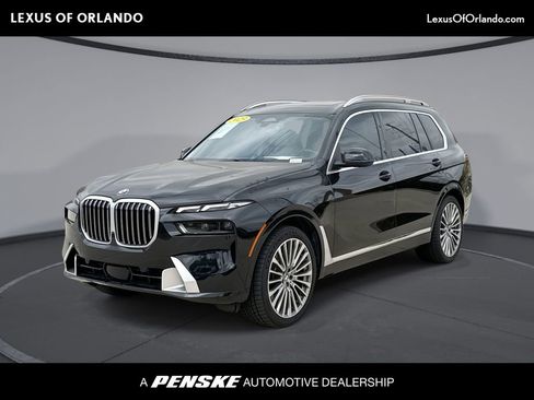 Used 2023 BMW X7 xDrive40i w/ Premium Package AWD/4WD image 1