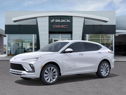 New 2026 Buick Envista Avenir image 2