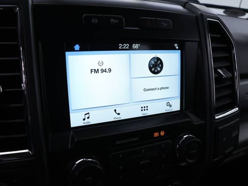 Used 2017 Ford F250 XLT w/ XLT Premium Package image 6