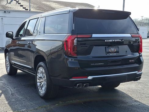 New 2026 GMC Yukon XL Denali w/ Denali Reserve Package AWD/4WD image 3