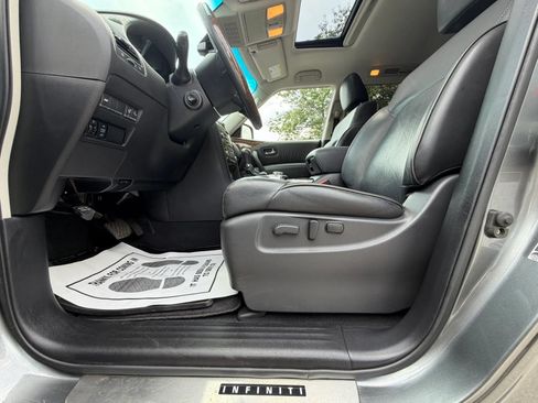 Used 2017 INFINITI QX80 4WD w/ Driver Assistance Package image 10