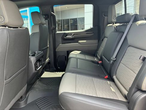 New 2026 Chevrolet Silverado 1500 ZR2 w/ ZR2 Bison Edition AWD/4WD image 15