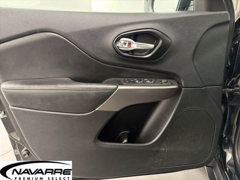 Used 2021 Jeep Cherokee Latitude image 20